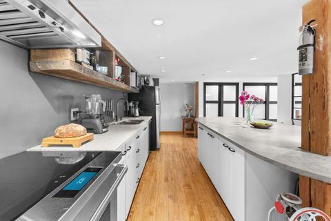 Tiny photo for 531 S Plymouth Court #602, Chicago, IL 60605 (MLS # 12399323)