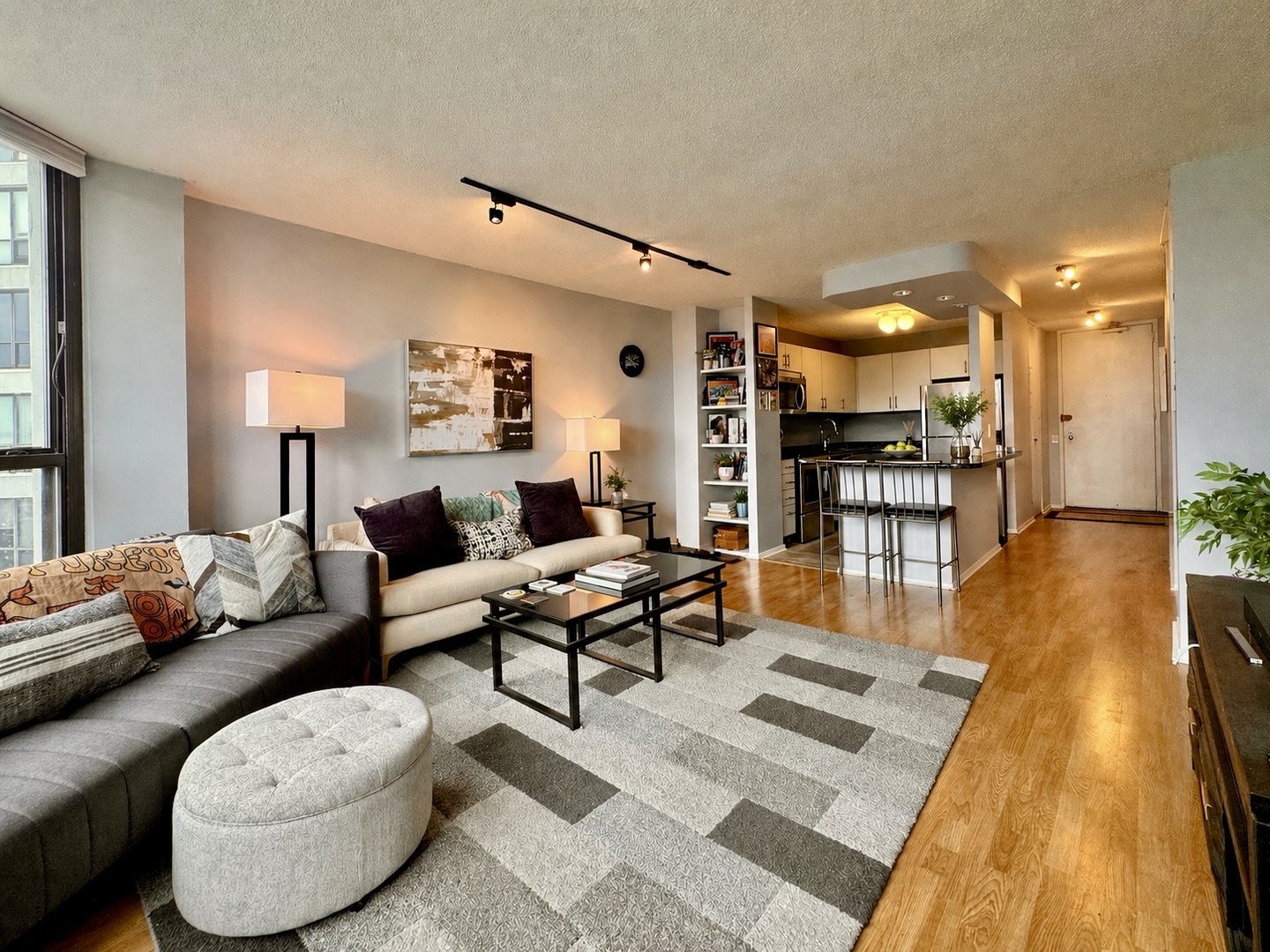 405 N Wabash Avenue 4608