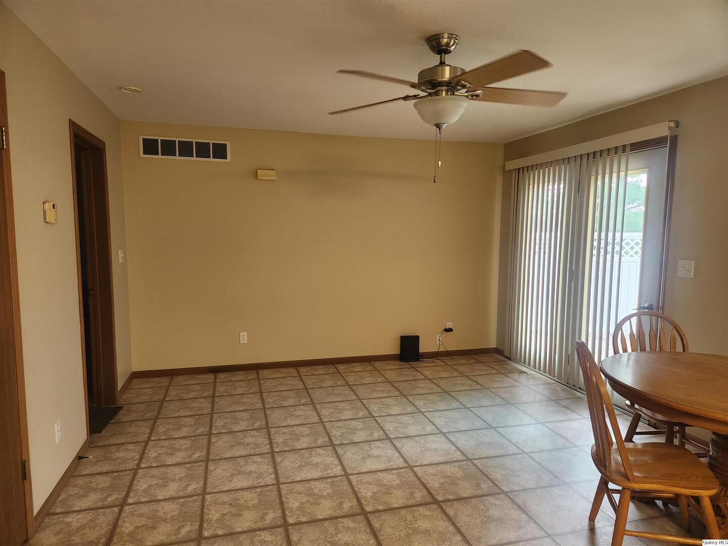 560 Sandridge Drive