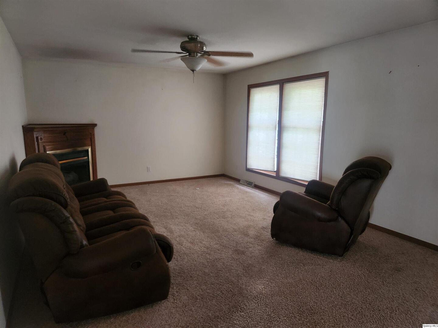 560 Sandridge Drive