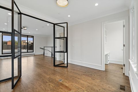 Tiny photo for 3505 N Greenview Avenue, Chicago, IL 60657 (MLS # 12461826)