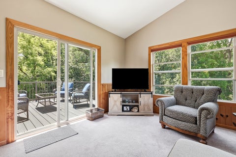 Tiny photo for 4 N Acorn Court, Galena, IL 61036 (MLS # 12700226)