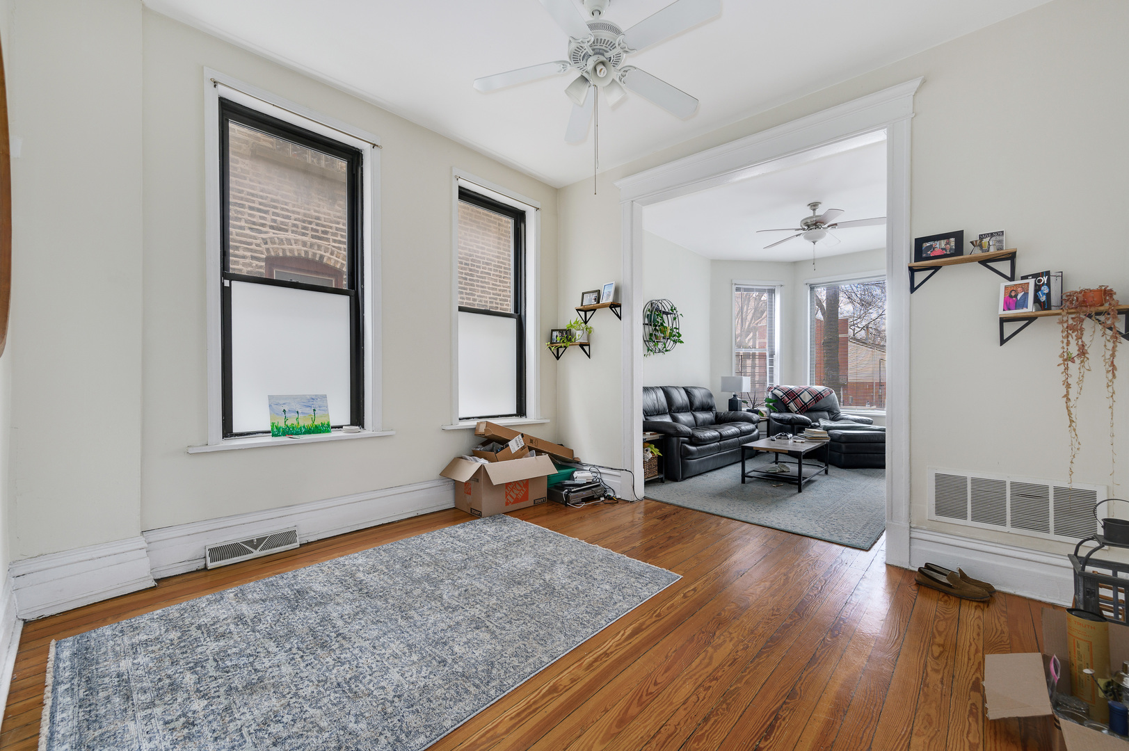 1657 N Bell Avenue 1F