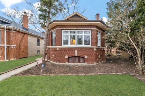 Tiny photo for 11630 S Hale Avenue, Chicago, IL 60643 (MLS # 12576365)
