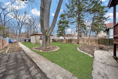 Tiny photo for 11630 S Hale Avenue, Chicago, IL 60643 (MLS # 12576365)