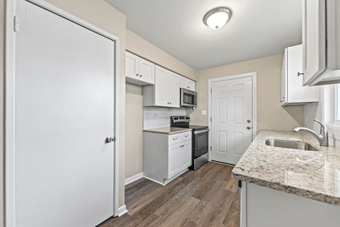 Tiny photo for 1450 Winter Drive, Freeport, IL 61032 (MLS # 12466004)