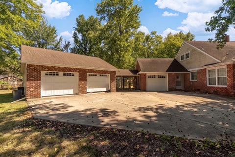Tiny photo for 846 Bellview Place, Herrin, IL 62948 (MLS # 12755434)