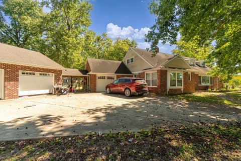 Tiny photo for 846 Bellview Place, Herrin, IL 62948 (MLS # 12755434)