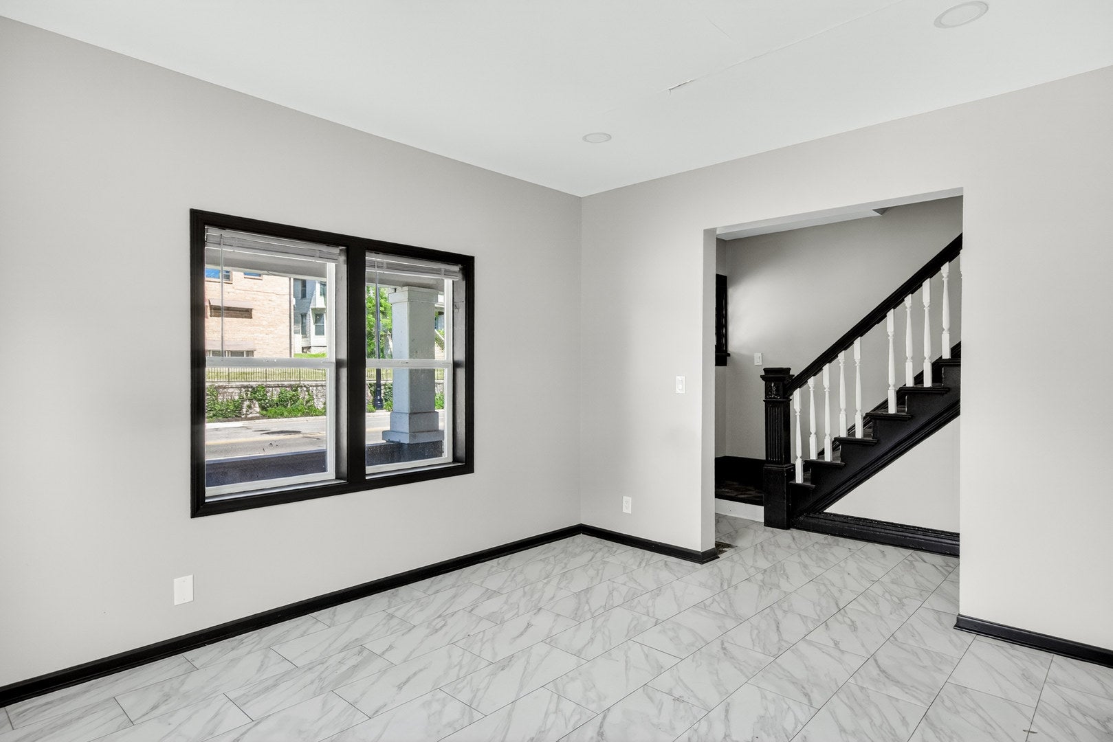 1231 N Main Street