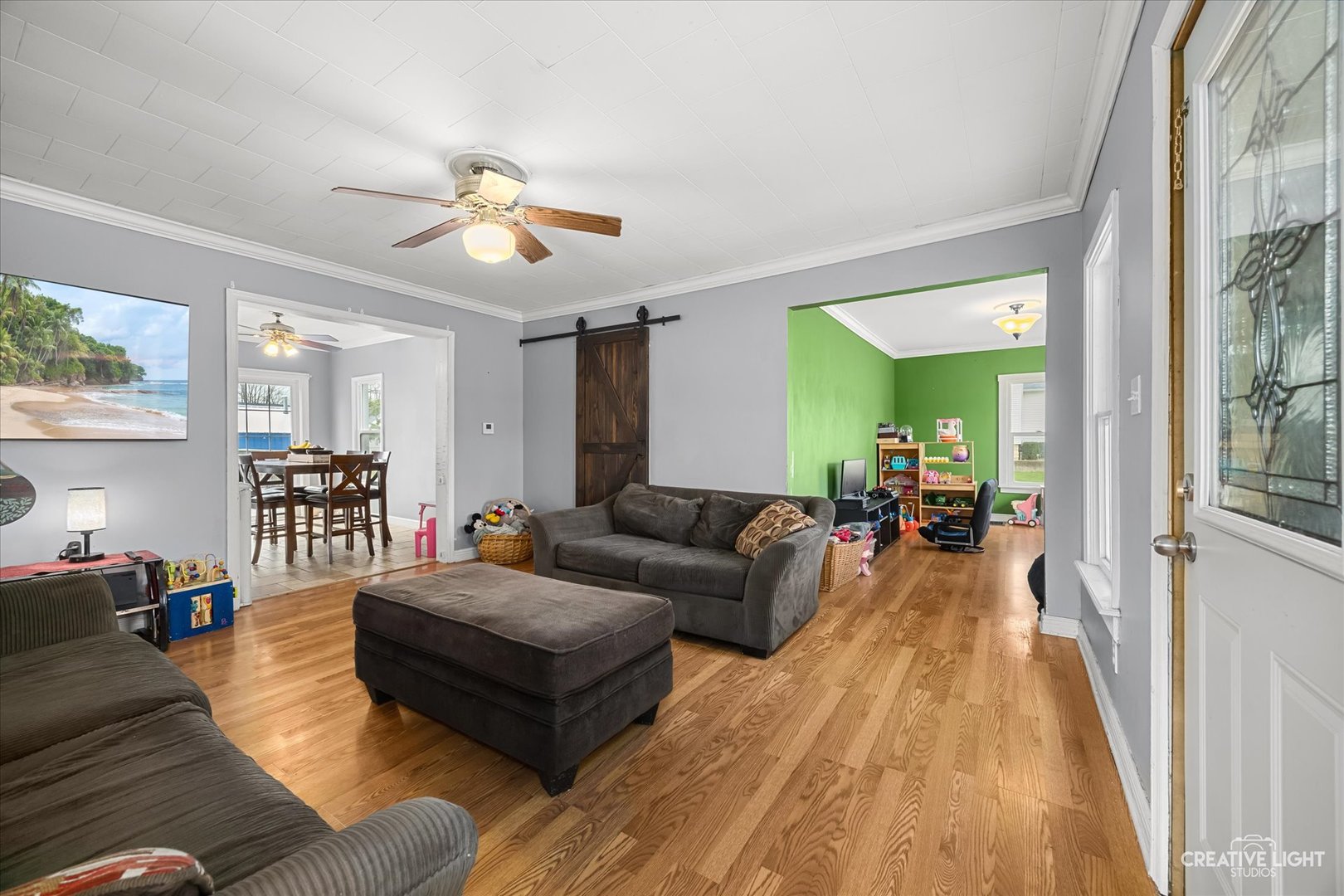 107 E Comanche Avenue