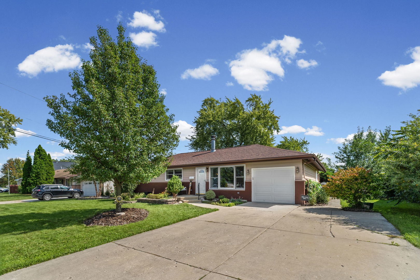 545 Newark Lane