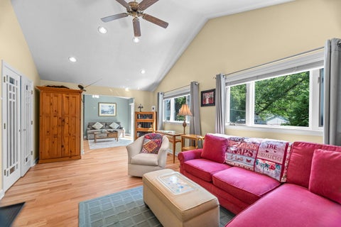 Tiny photo for 545 Newark Lane, Hoffman Estates, IL 60169 (MLS # 12744592)