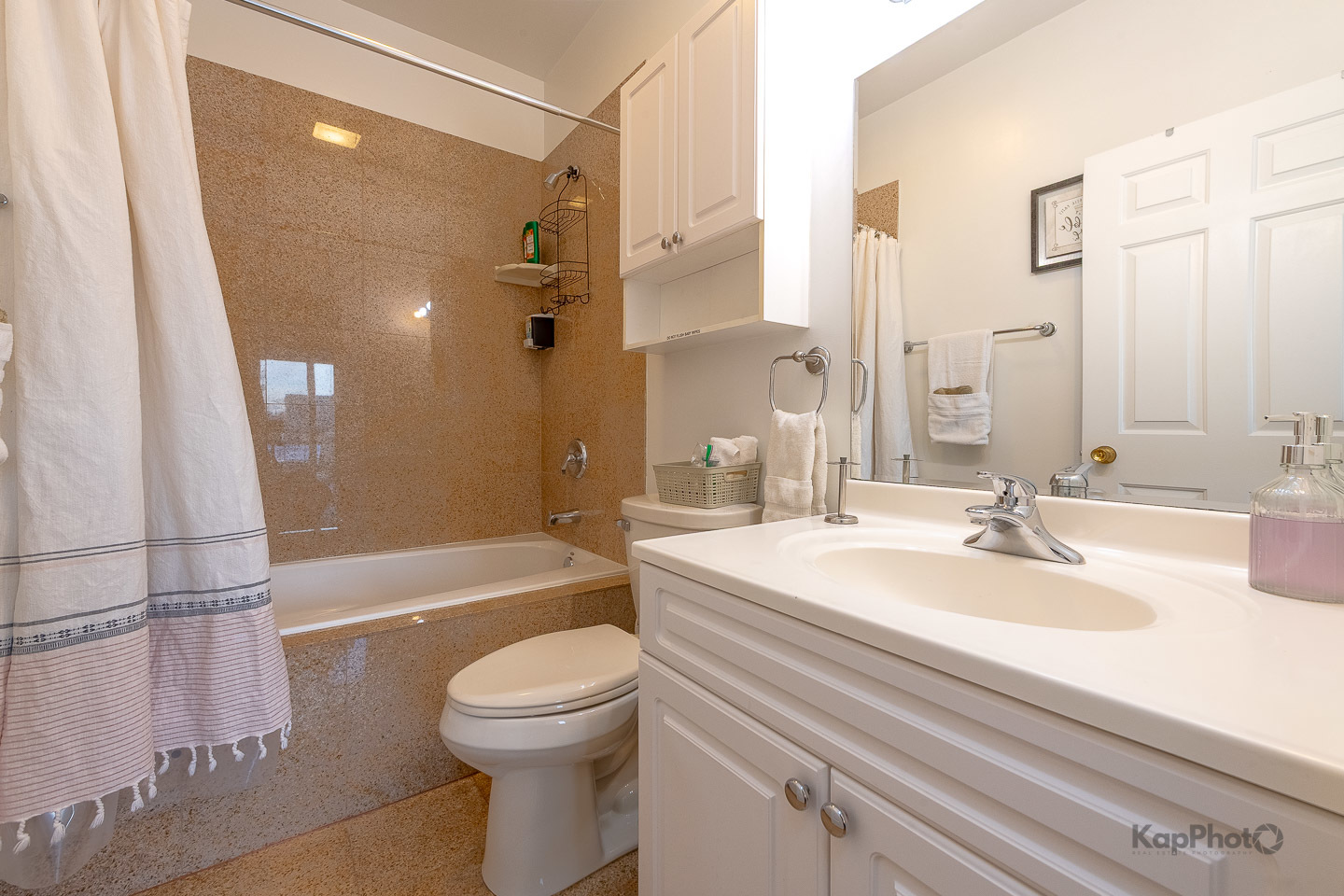 2705 W Congress Parkway