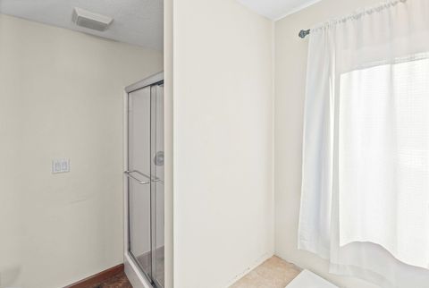 Tiny photo for 5476 Waterway Dr Drive, Pinckneyville, IL 62274 (MLS # 100000355)