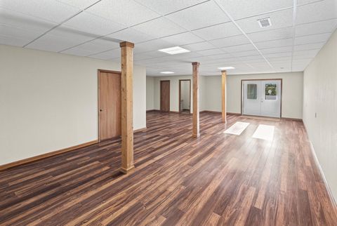 Tiny photo for 5476 Waterway Dr Drive, Pinckneyville, IL 62274 (MLS # 100000355)