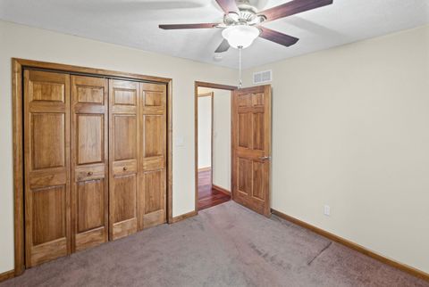 Tiny photo for 5476 Waterway Dr Drive, Pinckneyville, IL 62274 (MLS # 100000355)