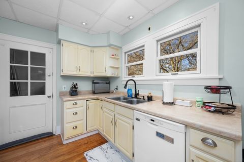 Tiny photo for 2545 18th Avenue A, Moline, IL 61265 (MLS # 12565475)