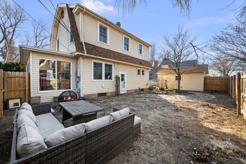 Tiny photo for 2545 18th Avenue A, Moline, IL 61265 (MLS # 12565475)