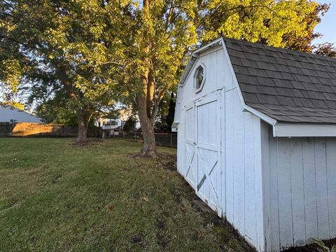 Tiny photo for 216 Iris Drive, Streamwood, IL 60107 (MLS # 12625555)