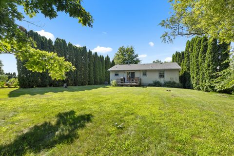 Tiny photo for 104 Deerpath Way, Poplar Grove, IL 61065 (MLS # 12429061)
