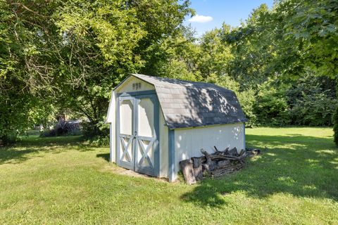 Tiny photo for 104 Deerpath Way, Poplar Grove, IL 61065 (MLS # 12429061)