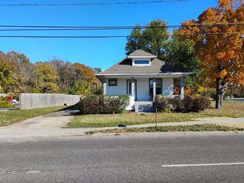 A home in North Aurora