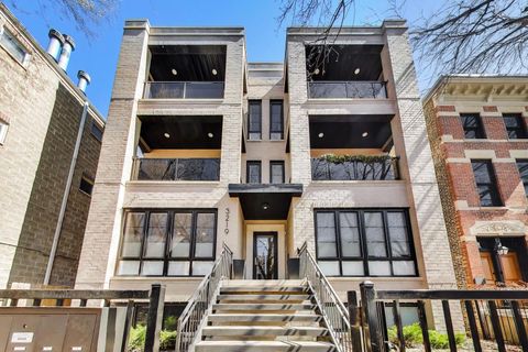 3219 N Seminary Avenue 1N Chicago IL 60657
