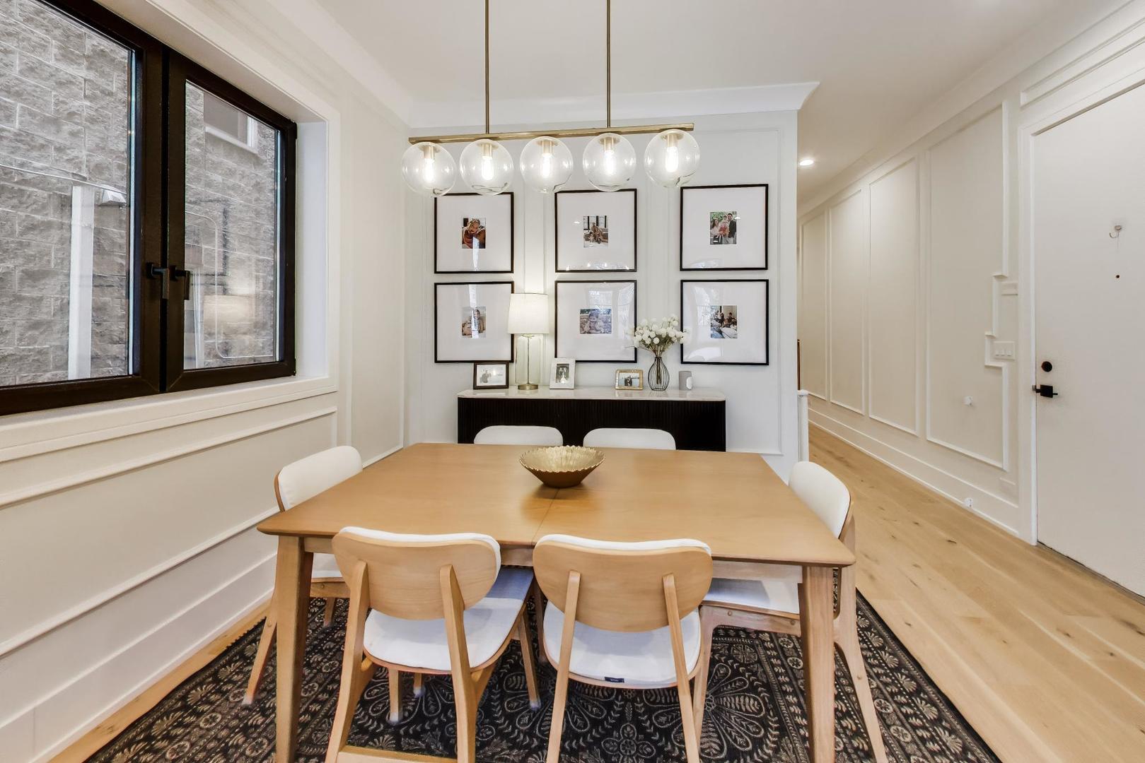 3219 N Seminary Avenue 1N