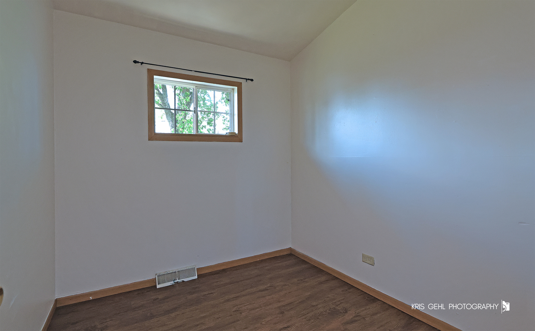 1032 Brentwood Drive