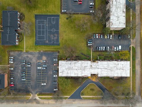 Tiny photo for 2315 E Olive Street #2B, Arlington Heights, IL 60004 (MLS # 12509269)