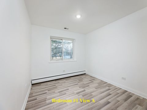 Tiny photo for 2315 E Olive Street #2B, Arlington Heights, IL 60004 (MLS # 12509269)