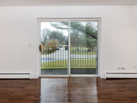 Tiny photo for 2315 E Olive Street #2B, Arlington Heights, IL 60004 (MLS # 12509269)