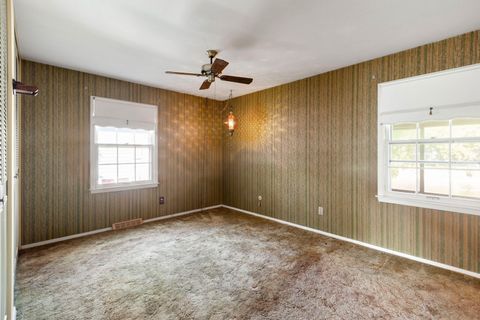 Tiny photo for 47 Old Post Road, Montgomery, IL 60538 (MLS # 12496272)