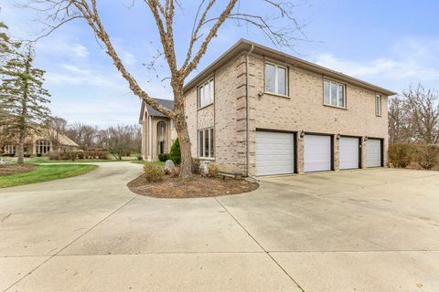 Tiny photo for 5N259 Wilton Croft Road, St. Charles, IL 60175 (MLS # 12462899)