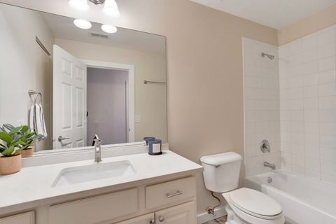 Tiny photo for 1307 S WABASH Avenue #504, Chicago, IL 60605 (MLS # 12602385)