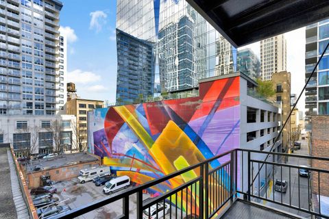 Tiny photo for 1307 S WABASH Avenue #504, Chicago, IL 60605 (MLS # 12602385)