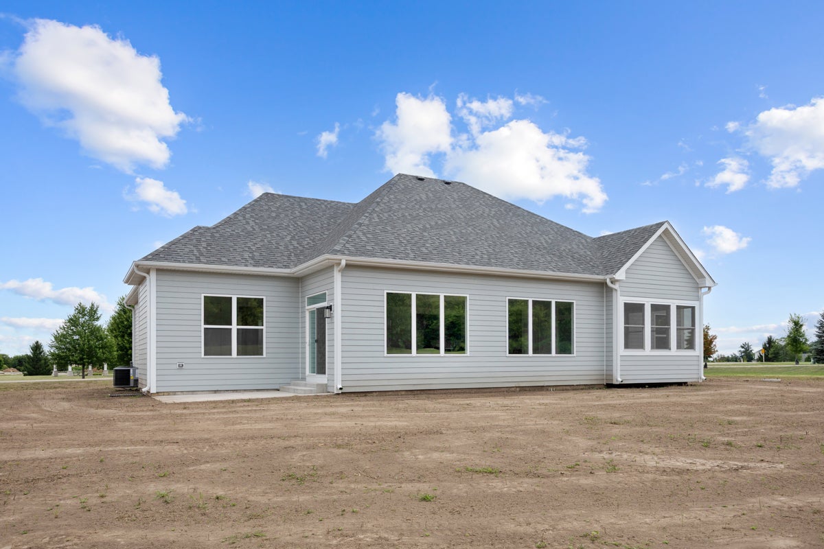 2907 Pioneer Oaks Drive