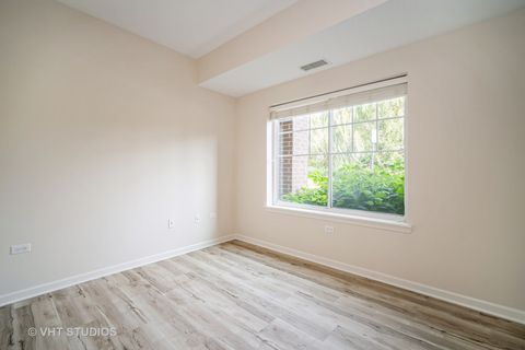 Tiny photo for 2220 Founders Way #P102, Northbrook, IL 60062 (MLS # 12434038)
