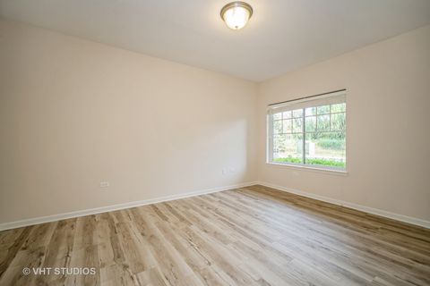 Tiny photo for 2220 Founders Way #P102, Northbrook, IL 60062 (MLS # 12434038)