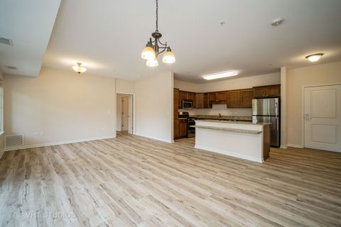 Tiny photo for 2220 Founders Way #P102, Northbrook, IL 60062 (MLS # 12434038)