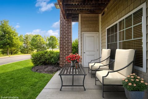 Tiny photo for 2220 Founders Way #P102, Northbrook, IL 60062 (MLS # 12434038)