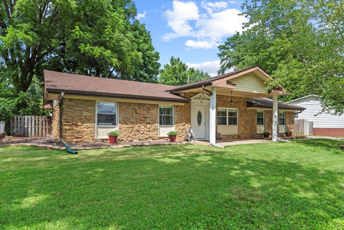 15 Mesa Road
