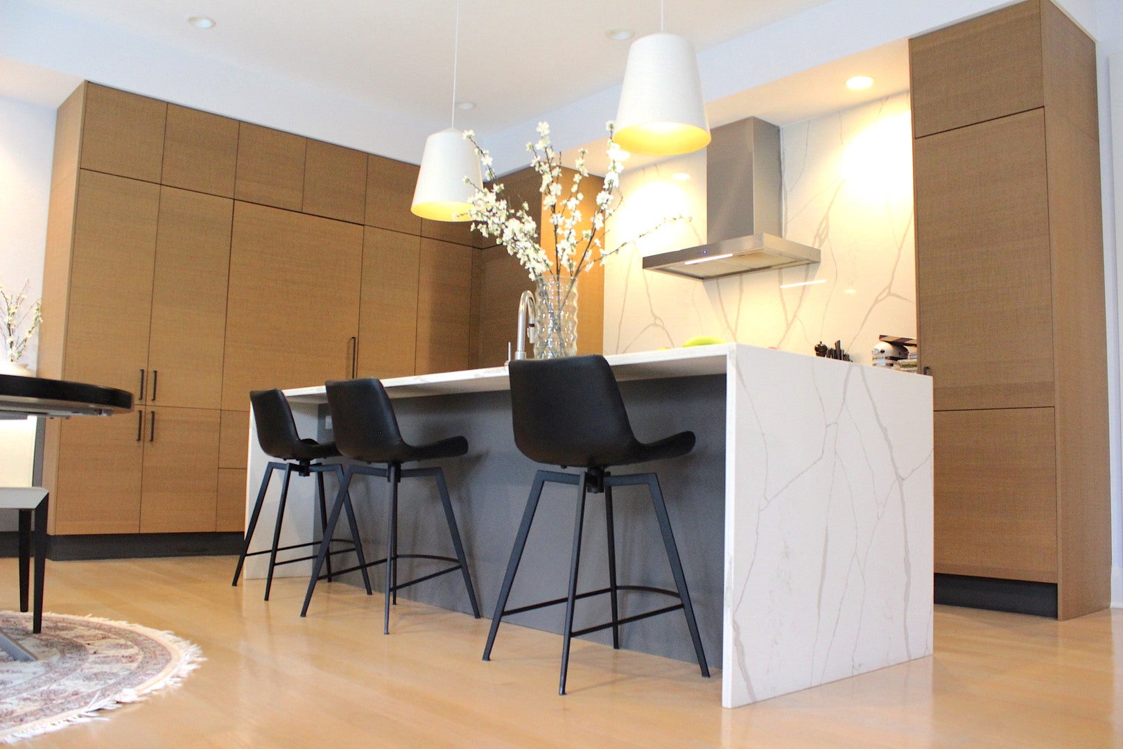 1110 W Schubert Avenue 201