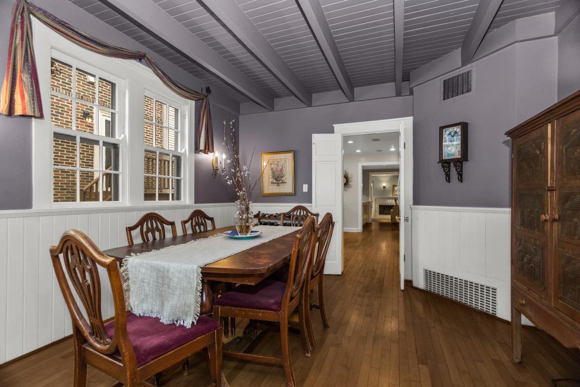 2717 Harrison Street