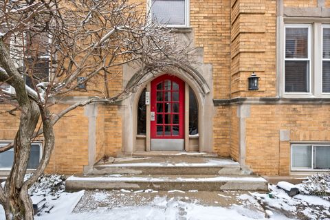 Tiny photo for 4209 N Keystone Avenue #2W, Chicago, IL 60641 (MLS # 12600486)