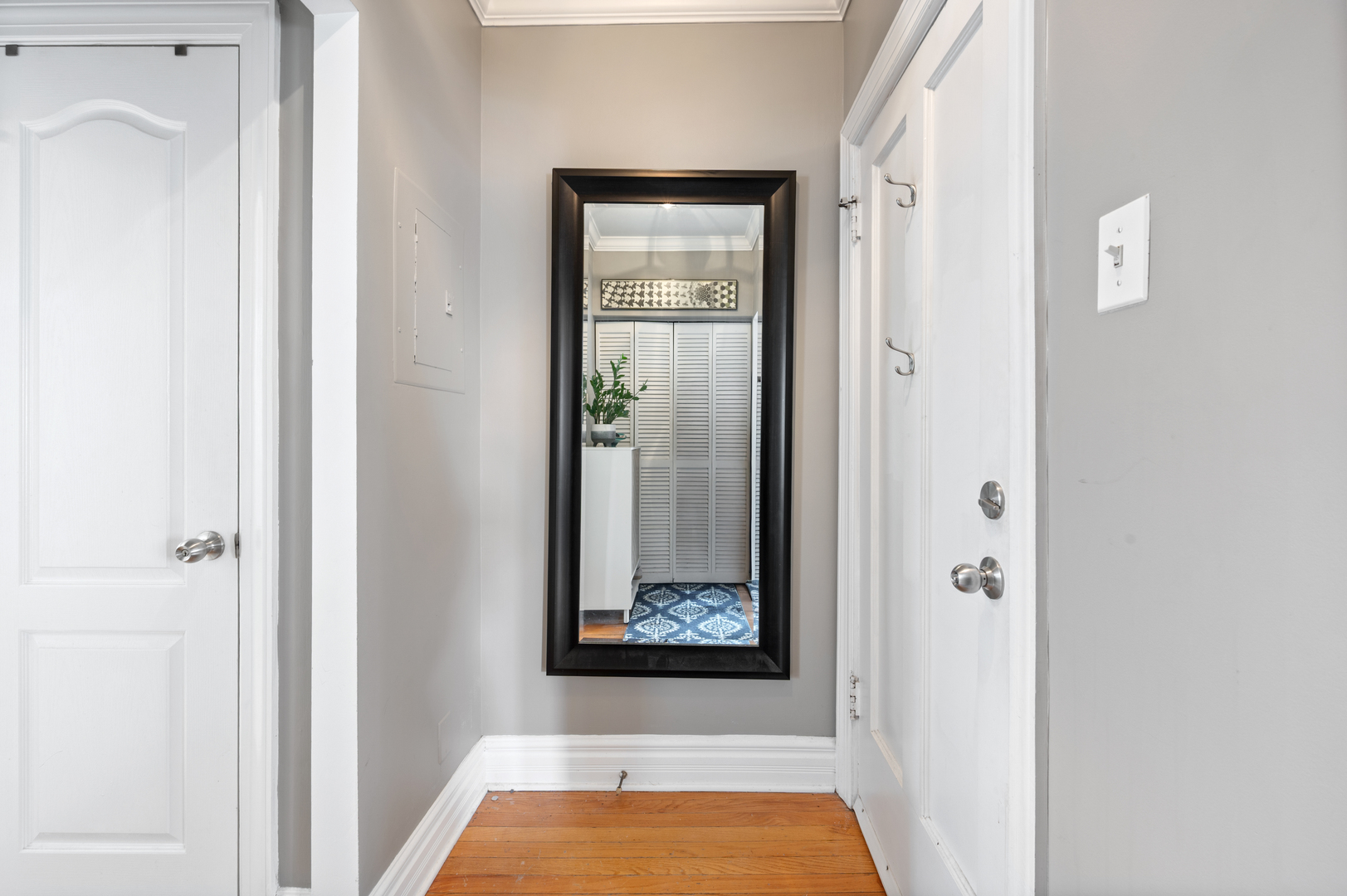 4209 N Keystone Avenue 2W