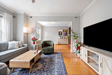 Tiny photo for 4209 N Keystone Avenue #2W, Chicago, IL 60641 (MLS # 12600486)