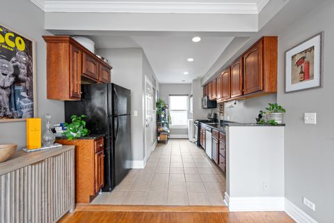 Tiny photo for 4209 N Keystone Avenue #2W, Chicago, IL 60641 (MLS # 12600486)