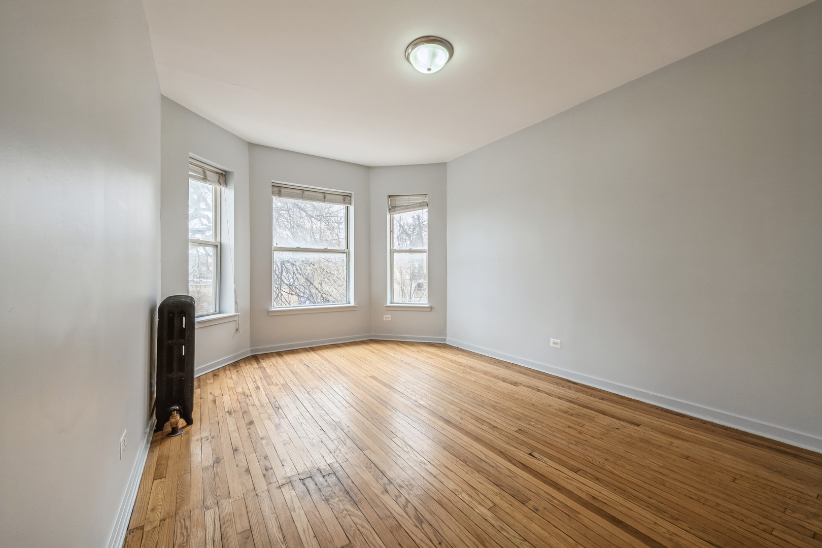 308 N Kedzie Avenue 1