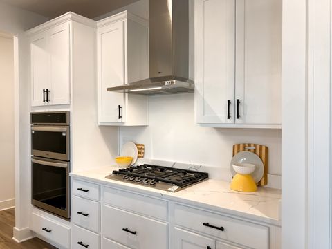 Tiny photo for 668 E Becker Place, Sycamore, IL 60178 (MLS # 12538060)